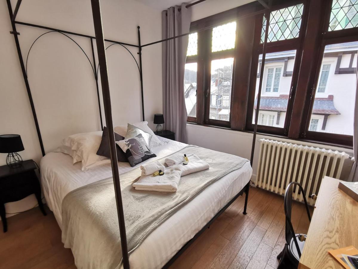 Hotel La Residence Manoir De La Salamandre Етрета Екстериор снимка